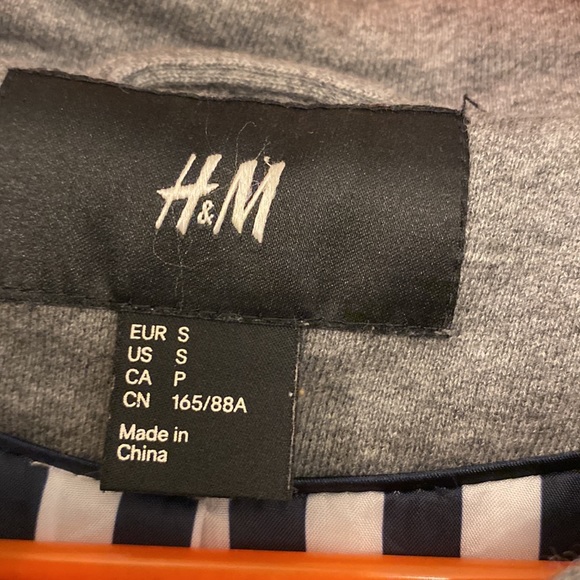 H&M Gray Cotton Cap. Small - Picture 5 of 5